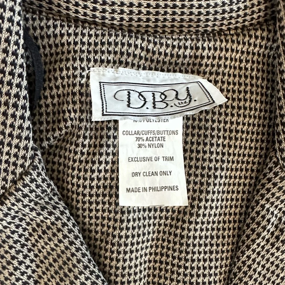 DBJ Houndstooth Blazer with Black Velvet Collar and Cuffs - Picture 7 of 10